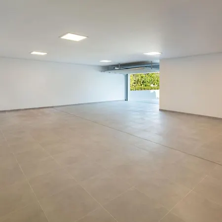 Vacation I Almost Heaven, New Built Villa, Rooftop Jacuzzi, Infinity Heated Pool